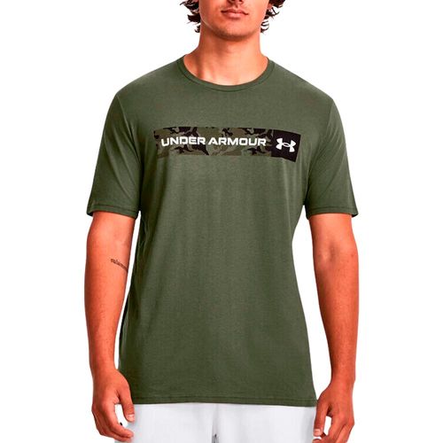 REMERA UNDER ARMOUR CAMO CHEST STRIPE SS