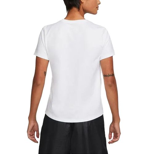 REMERA NIKE NSW TEE ESSNTL MUJER