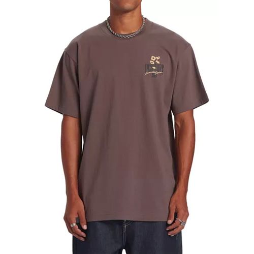 REMERA DC MC GROWING PAINS