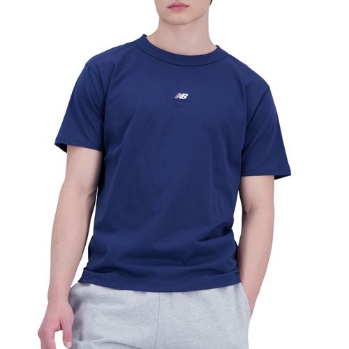 REMERA NEW BALANCE ATHLETICS REMASTERED
