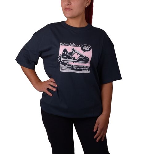 REMERA NEW BALANCE LIFESTYLE CONNECT GRAPHIC MUJER