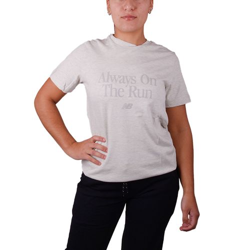 REMERA NEW BALANCE LIFESTYLE SLOGAN MUJER